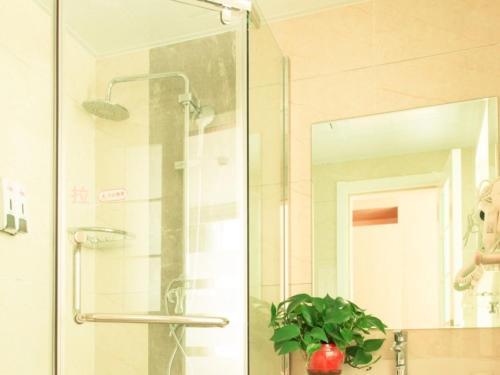 Фуян: Shell Fuyang Yingdong District Yinghe East Road Hotel