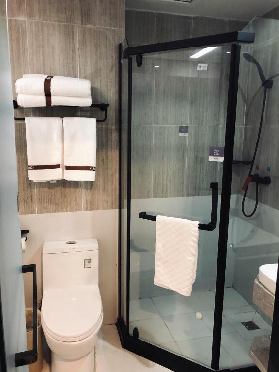 Дежоу: Thank Inn Hotel Shandong Dezhou Jiaobin