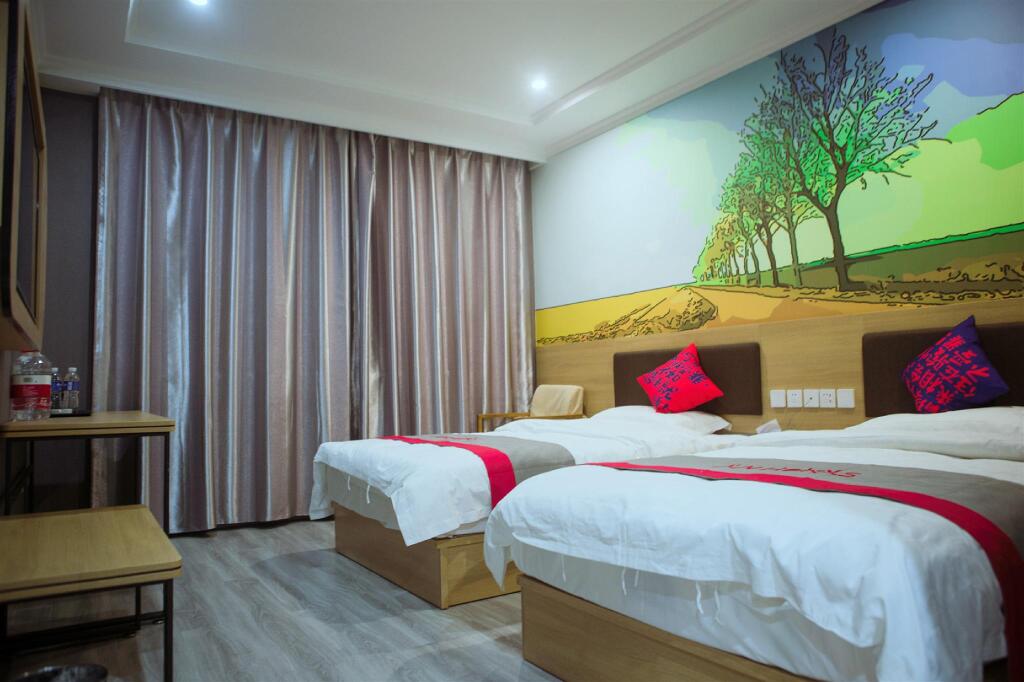 Аньян: Jun Hotel Henan Anyang Fuyan Road Municipal