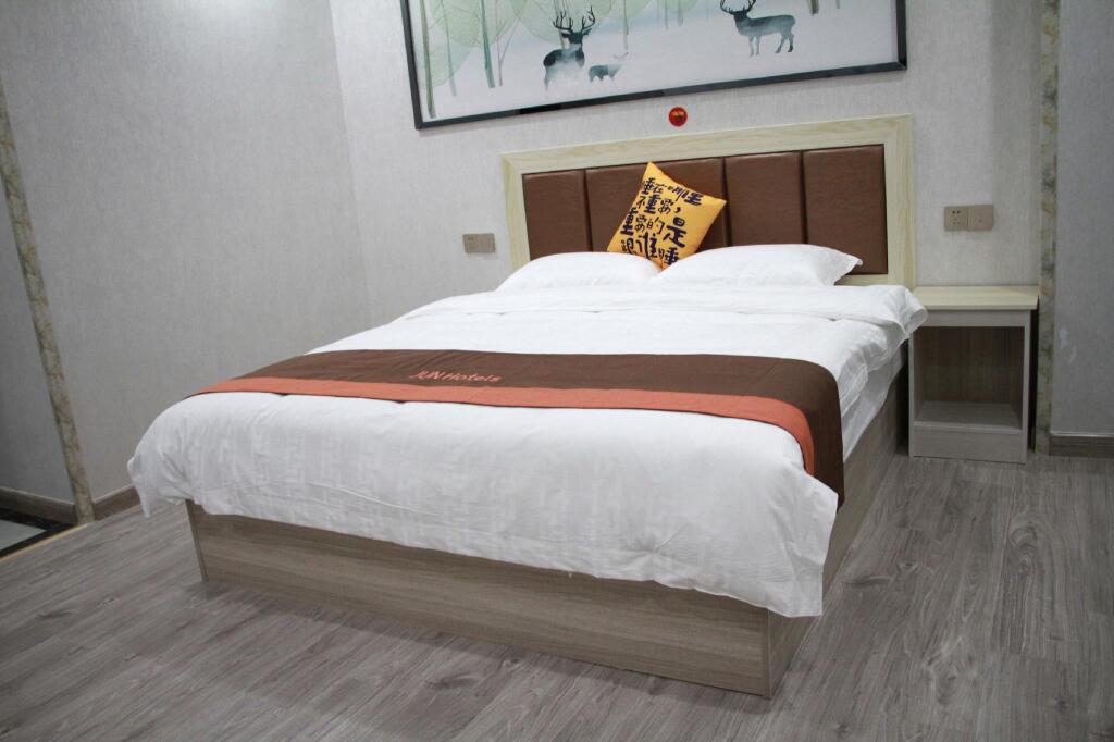 Ланьчжоу: Jun Hotel Gansu Lanzhou New District Jinger Road Asia Pacific World Trade Plaza