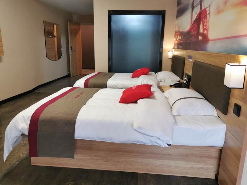 Фуян: Thank Inn Hotel Anhui Fuyang Funan Weisan Road Jingkai District