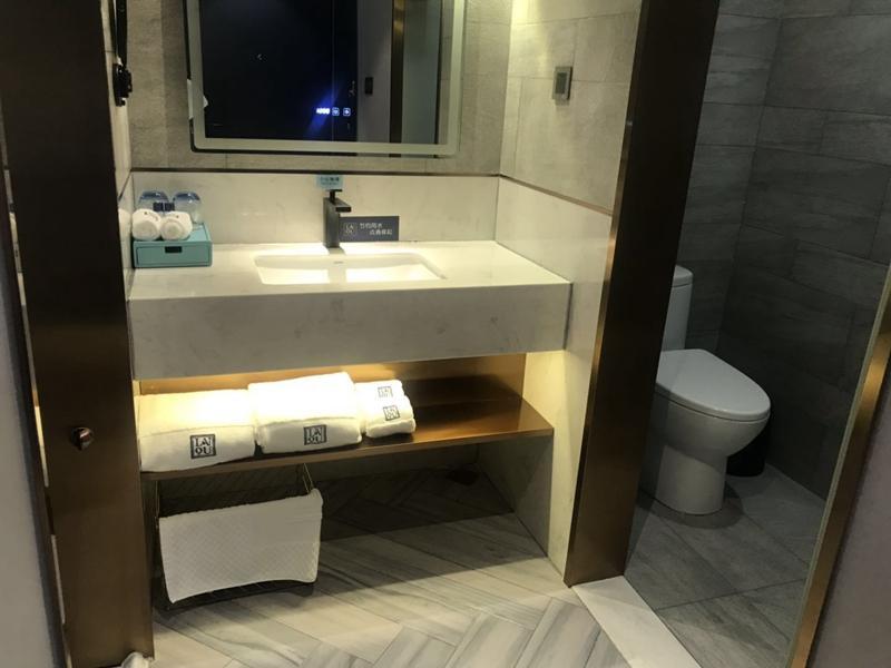 Нинбо: Lano Hotel Zhejiang Ningbo Zhenghai Xincheng
