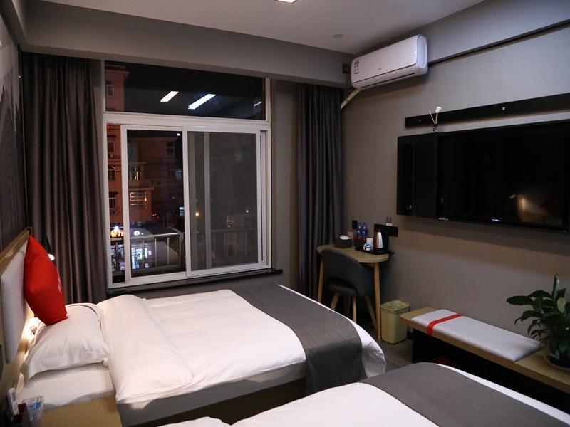 Аньцин: Thank Inn Hotel Anhui Anqing Nanyuan Road
