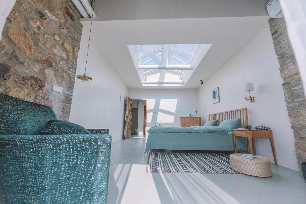 Уси: Mountain Villa