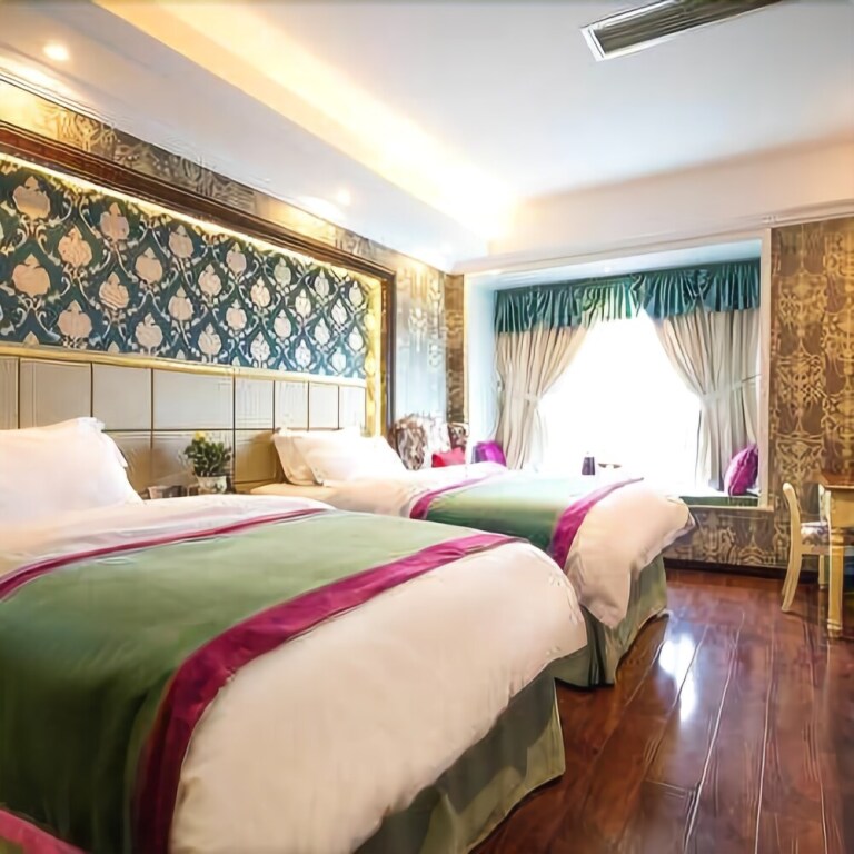 Яань: Hailun Hotel