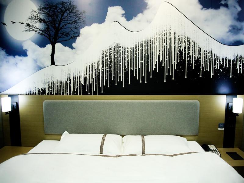 Пуян: Thank Inn Hotel Henan Puyang Hualong District Huanghe Road