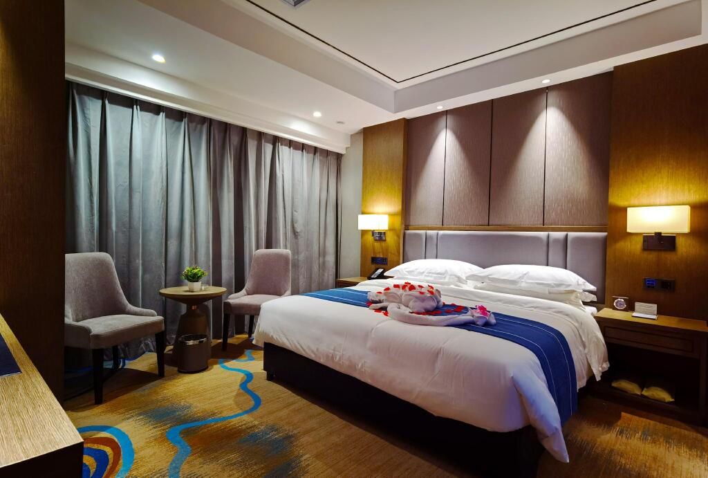 Синин: Changjiang Guangdong International Hotel