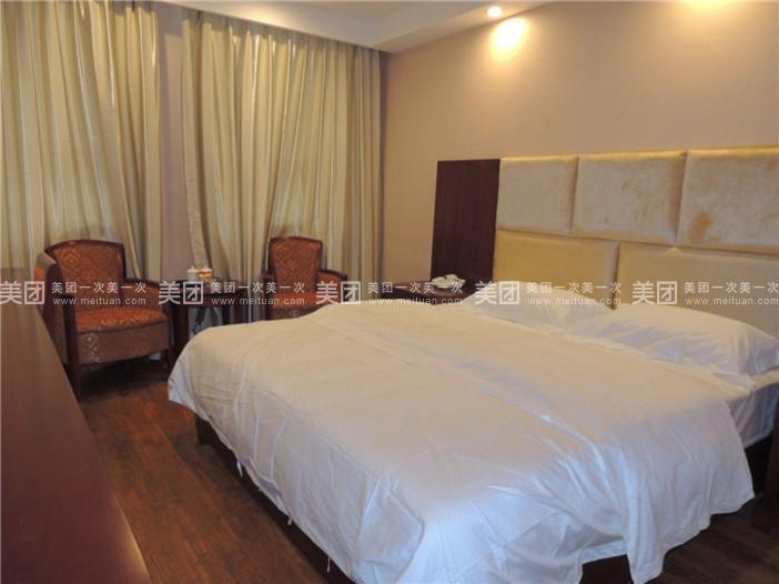 Лоян: GreenTree Alliance Hotel Henan Luoyang Ruyang County Longsheng Road