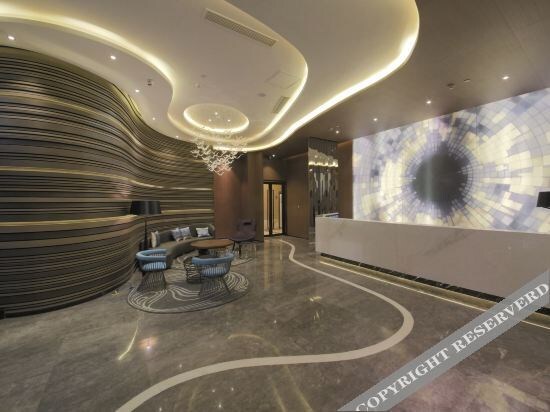 Суцянь: Orange Hotel (Suqian Baolong Plaza)