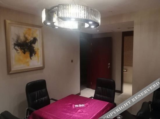 Суцянь: Orange Hotel (Suqian Baolong Plaza)