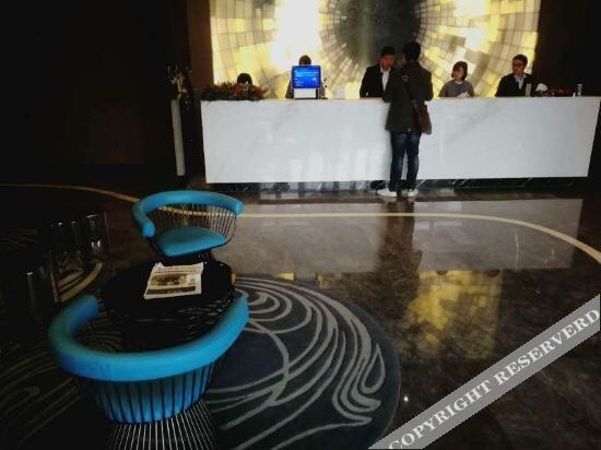 Суцянь: Orange Hotel (Suqian Baolong Plaza)