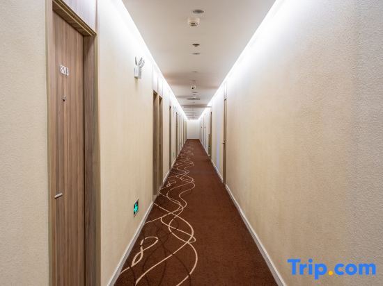 Цзиньюань: Hanting Premium Hotel Qingyuan Beijiang Bridge