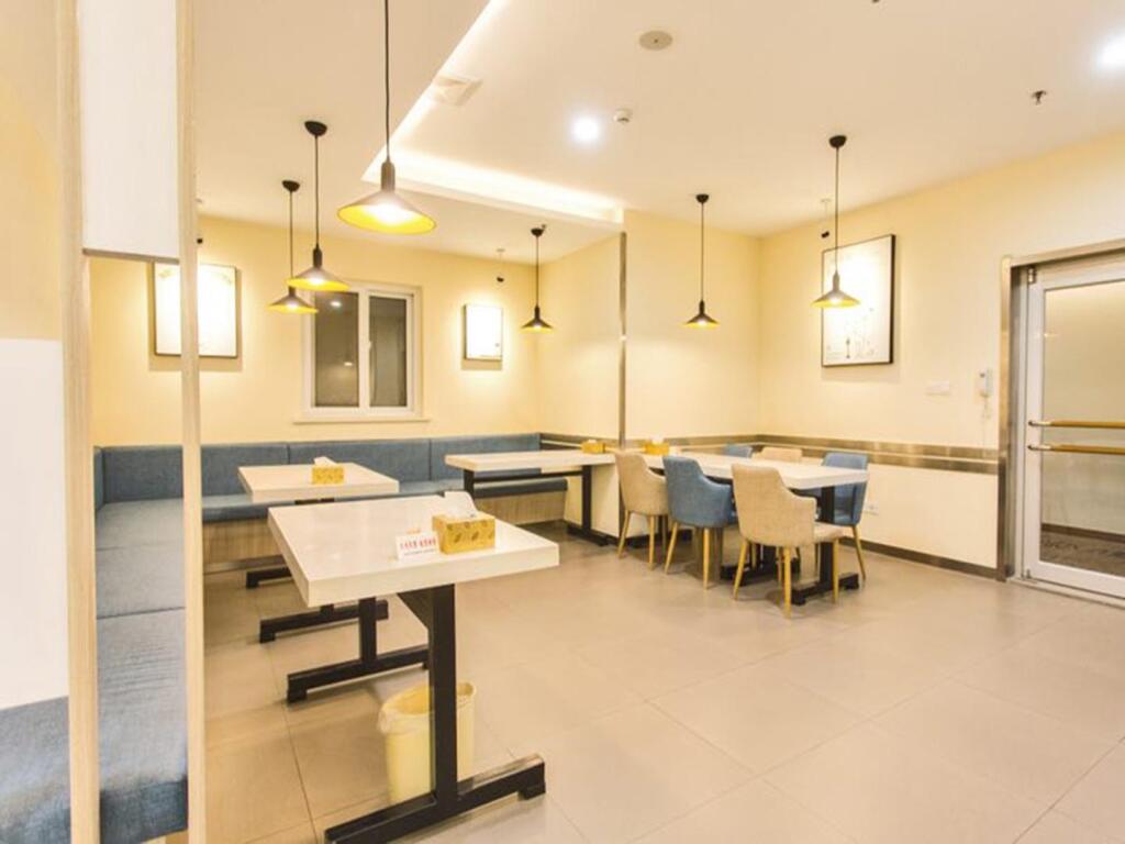 carousel image 4