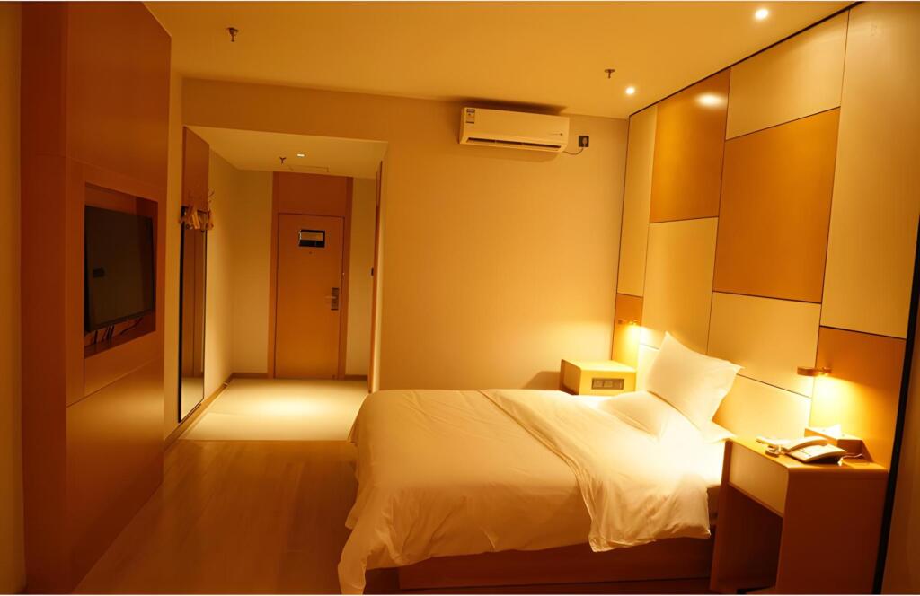 Шихези: Starway Hotel Shihezi Municipal Government