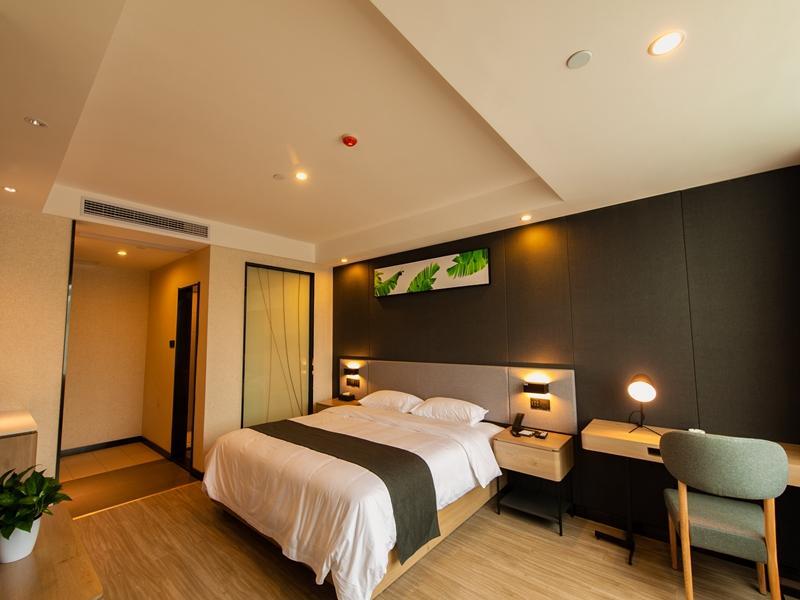 Ичан: UP AND IN Hotel Hubei Yichang Xiaoting District Cultural and Sports Center