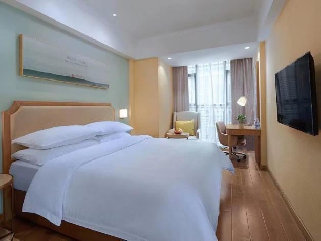 Далян: Vienna 3 Best Hotel Wuming Dongming Road