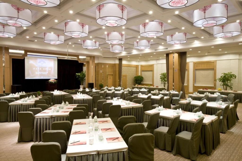 Ханчжоу: Vienna International Hotel(Hangzhou Xihu Fengshan Road Station)