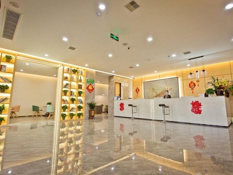 Фуян: Greentree Inn Fuyang Linquan Magic Capital Busines