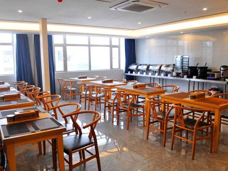 Шаньтоу: GreenTree Inn Shantou Haimen Lianhuafeng