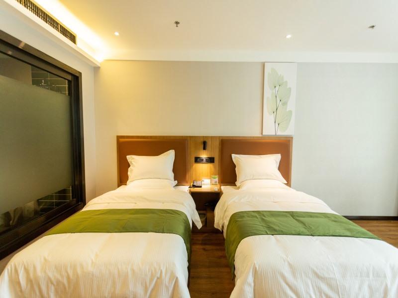 Датун: GreenTree Inn Express Datong High-Speed Railway Station Wanda Plaza Fangte