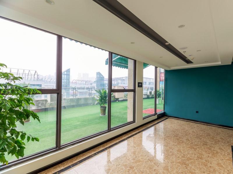 Neijiang: GreenTree Inn Express Neijiang Zizhong County China Railway City Center