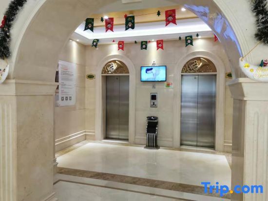 Наньнин: Vienna Hotel Nanning Qingxiu Mountain
