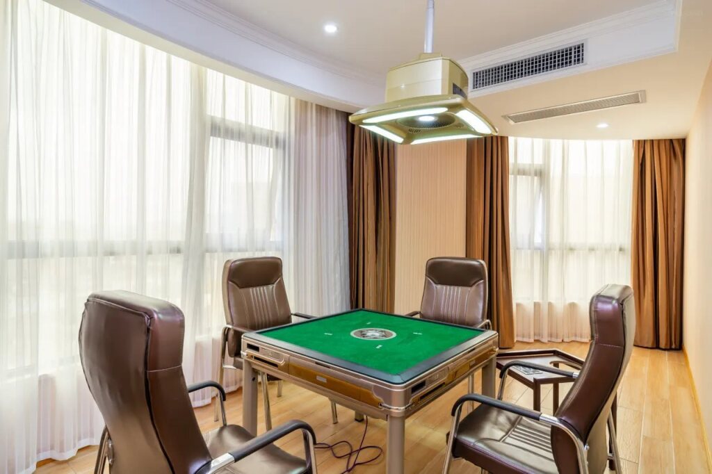 Хойчжоу: Vienna International Hotel (Huizhou Xinyu Government Square)