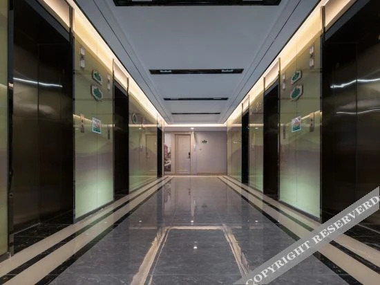 Наньнин: Vienna International Hotel (Nanning Jiangnan Wanda Plaza)