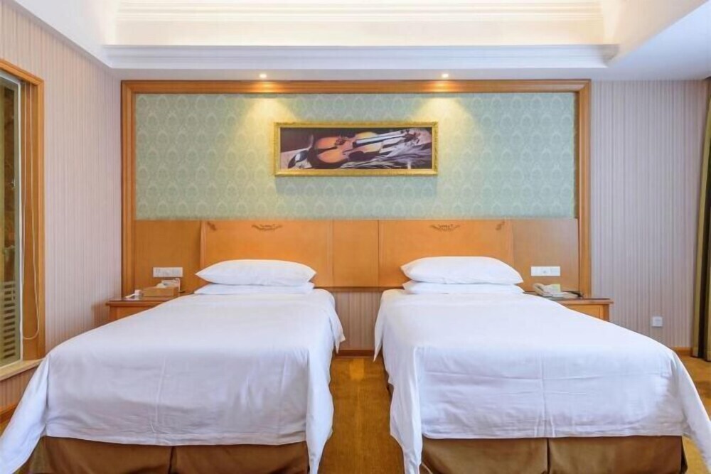 Гуйлинь: Vienna Hotel (Quanzhou High-speed Railway Bus Station)
