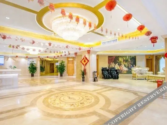 Гуйлинь: Vienna Hotel (Quanzhou High-speed Railway Bus Station)