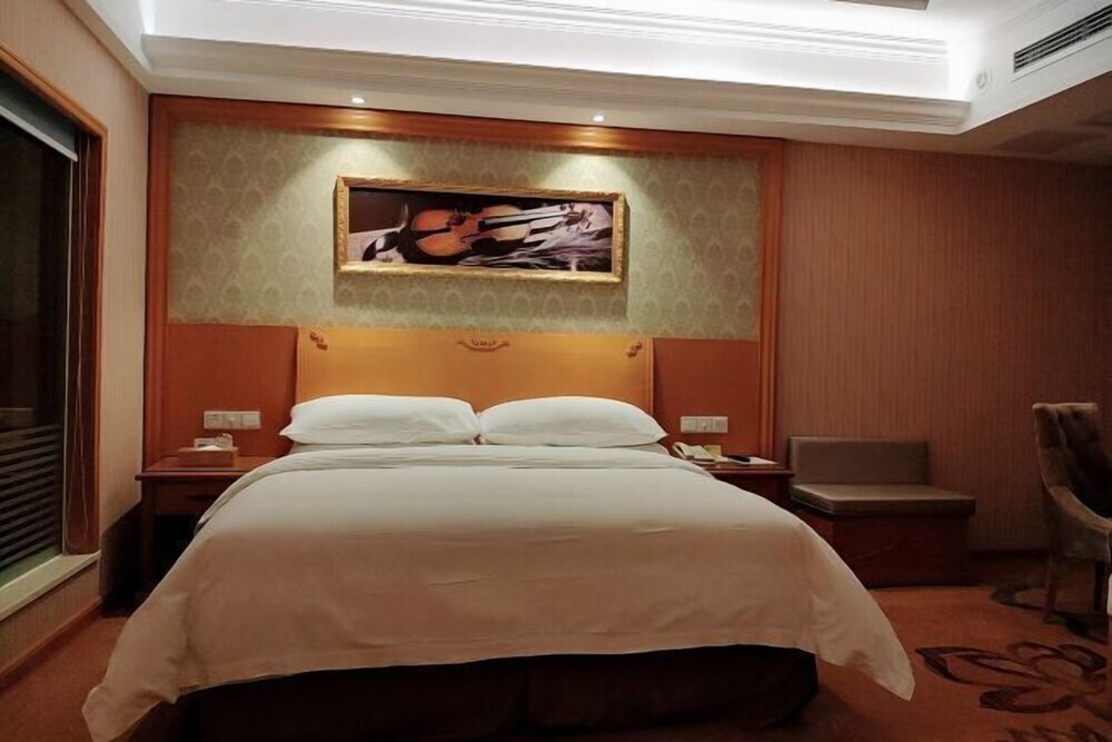 Гуйлинь: Vienna Hotel (Quanzhou High-speed Railway Bus Station)