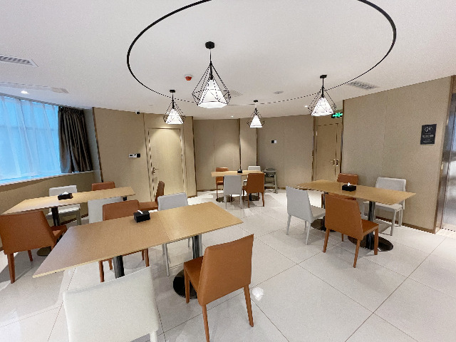City Comfort Inn Baoding Railway Station — фото 4
