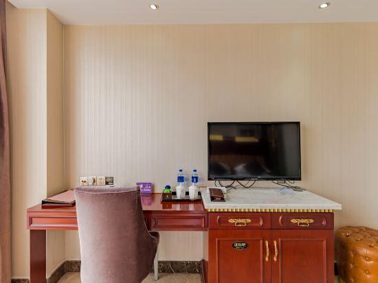 Уху: Fan Chang Hotel