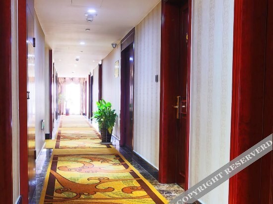 Уху: Fan Chang Hotel
