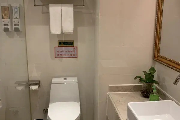 Ухань: Vienna Hotel (Xinhua South Store, Hankou North Road, Wuhan)