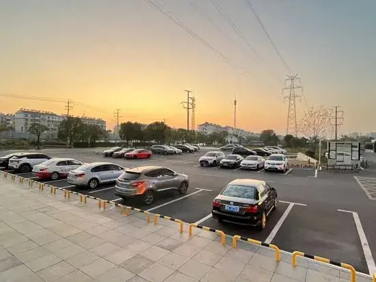 Аньцин: Leking Hotel (Anqing Tianzhushan Airport High speed Railway Station Store)