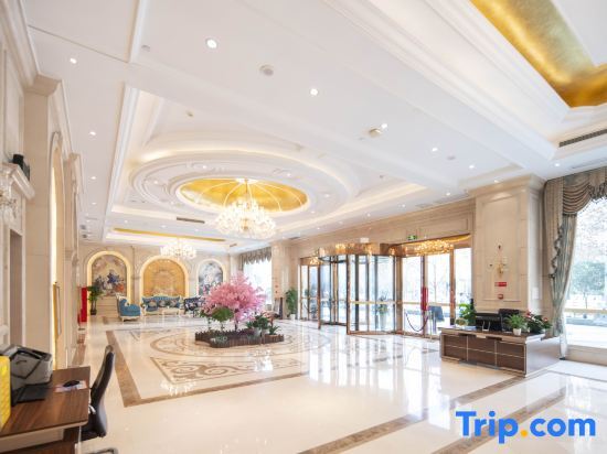Ухань: Vienna International Hotel (Wuhan Yangguang Yuhang)
