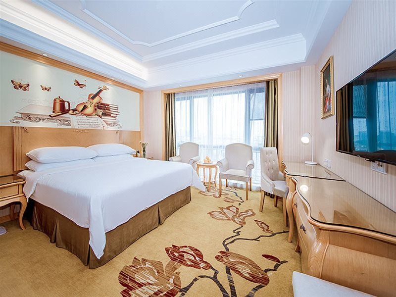 Ухань: Vienna International Hotel (Wuhan East Railway Station Huanglongshan Metro Station)