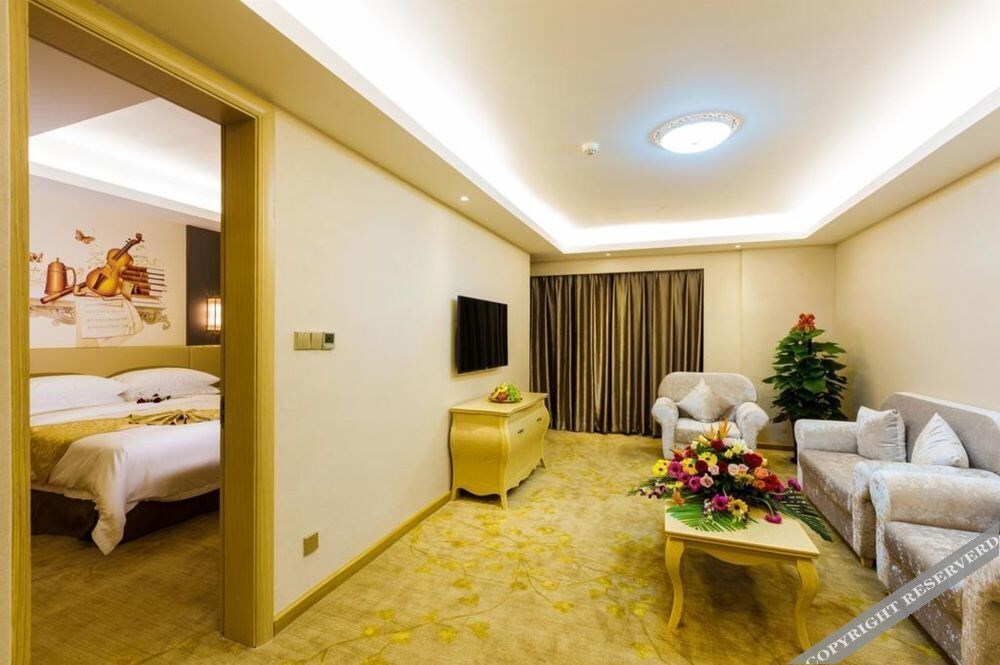 Наньнин: Vienna International Hotel (Nanning Huanan City)
