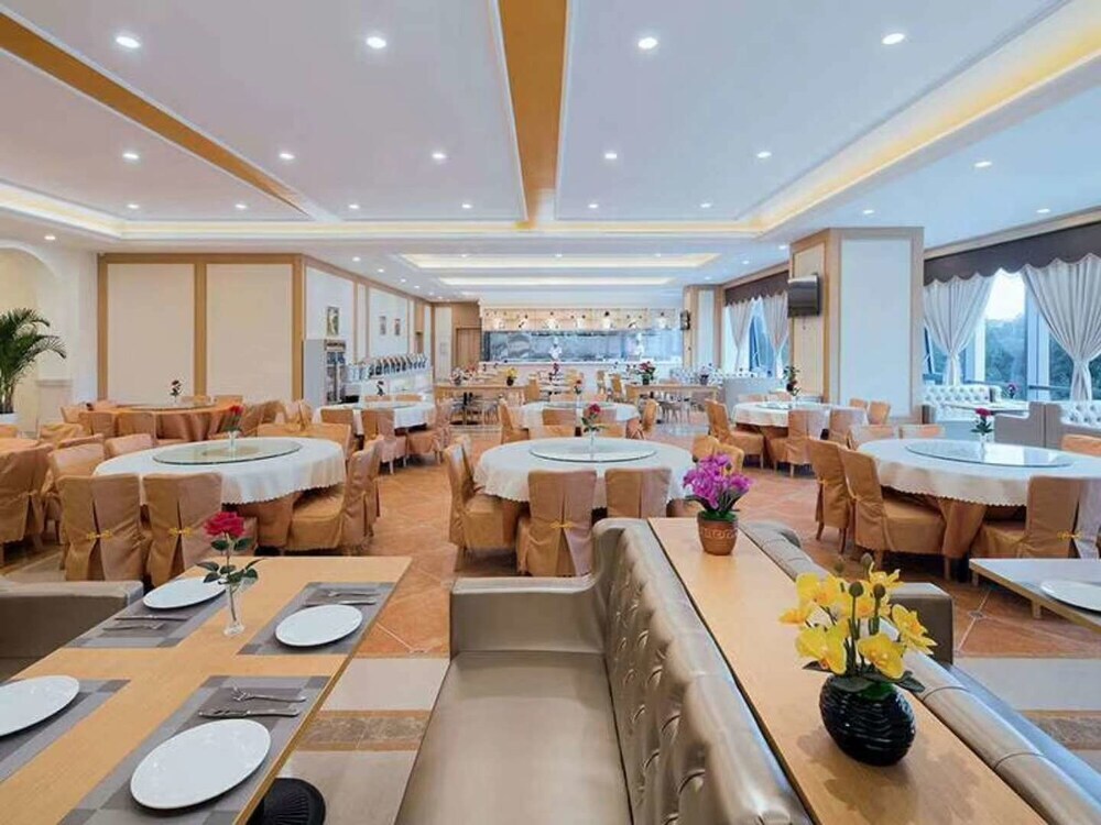Наньнин: Vienna International Hotel (Nanning Huanan City)