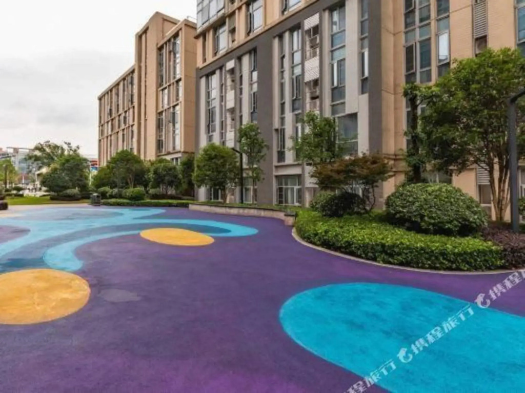 Наньчан: Vienna International Hotel (Nanchang Honggutan Xuefu Avenue)