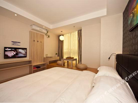 Baicheng Boutique Hostel (Fuzhou Taijiang Wanda) — фото 3