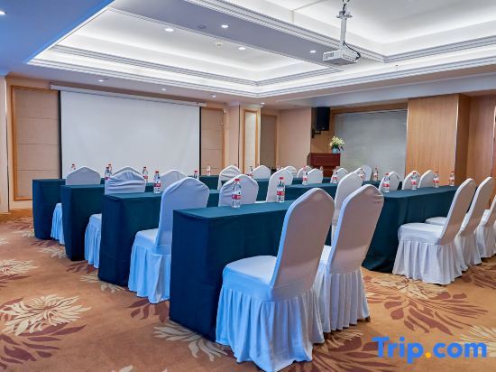 Лоян: Vienna Hotel (Luoyang Jiudou Road Wanda)