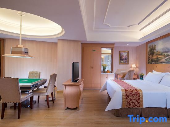 Чанша: Vienna International Hotel (Changsha High-speed Railway South Station Wanjiali Plaza)