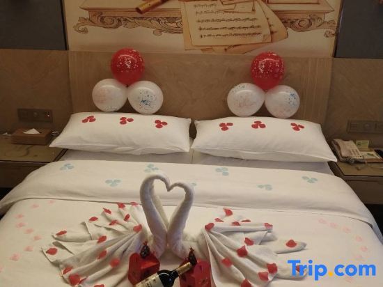 Чанша: Vienna International Hotel (Changsha High-speed Railway South Station Wanjiali Plaza)