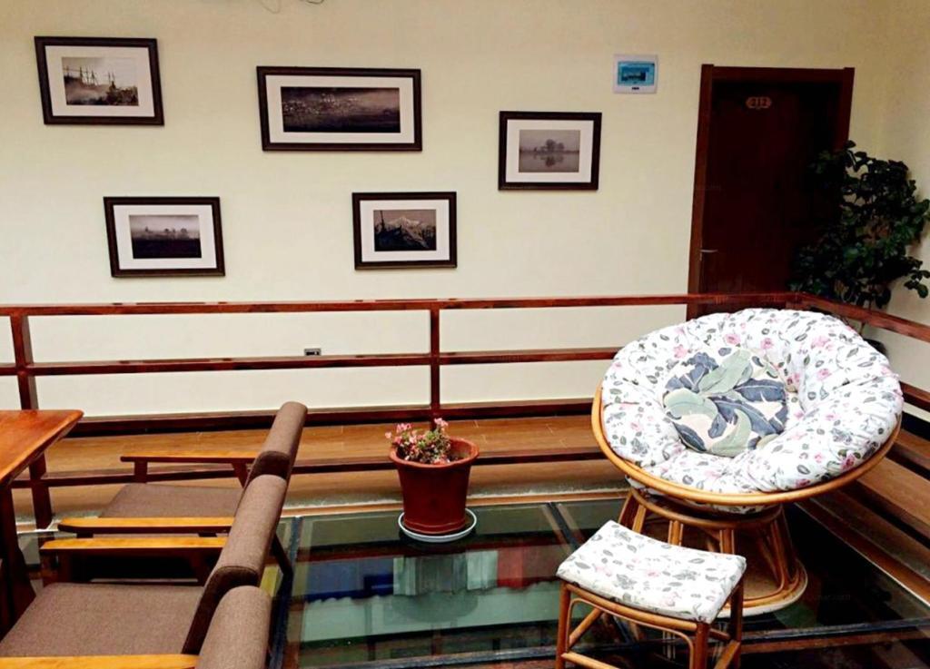 Шангри-Ла: Shangri_La Lamtin Youth Hostel