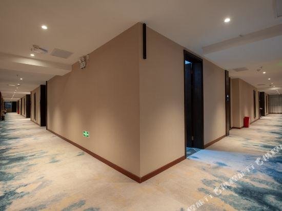 Синьюй: O.LIVE social Hotel