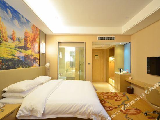 Ухань: Vienna International Hotel (Wuhan Guanggu Zanglong Island)