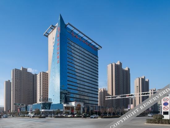 Баоцзи: Vienna International Hotel (Baoji High-speed Railway Station)