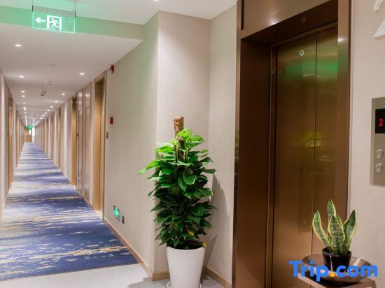 Шанхай: Yitel (Shanghai Qinghe Road)